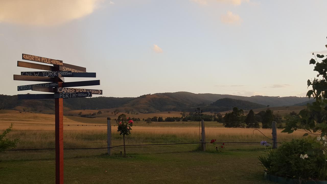 The Wattle Lodge Glendon Brook Exterior photo